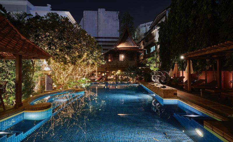 The Rose Residence, Bangkok Eksteriør billede